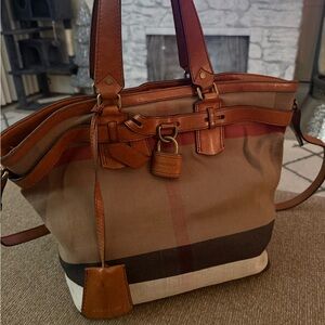 Burberry Checkered Traveller's Tote